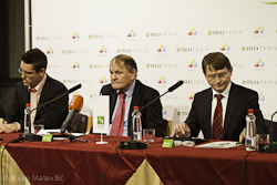 Novinarska Tilia 250