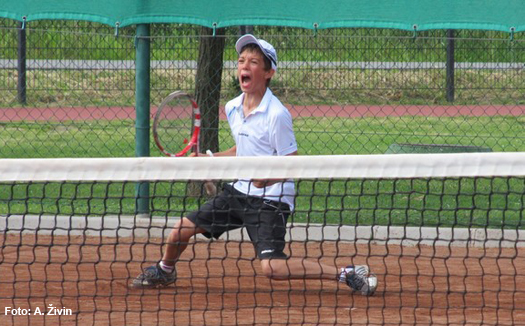 Trošt Slapnik_ LKJO 2013 525 AŽ Trošt Slapnik_ LKJO 2013 525 AŽ