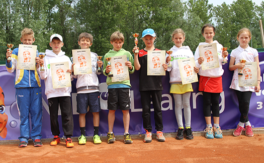 DST 2014 MIDI tenis 525