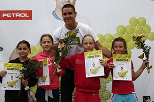 deklice mini tenis 2015