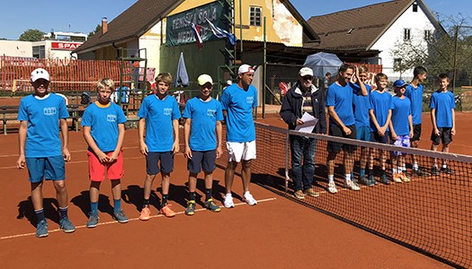 Liga do 14 let TK Center court in TK Medvode 2018